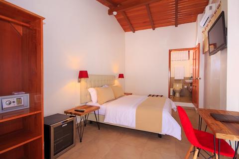 Galapagos Habitat Hotel